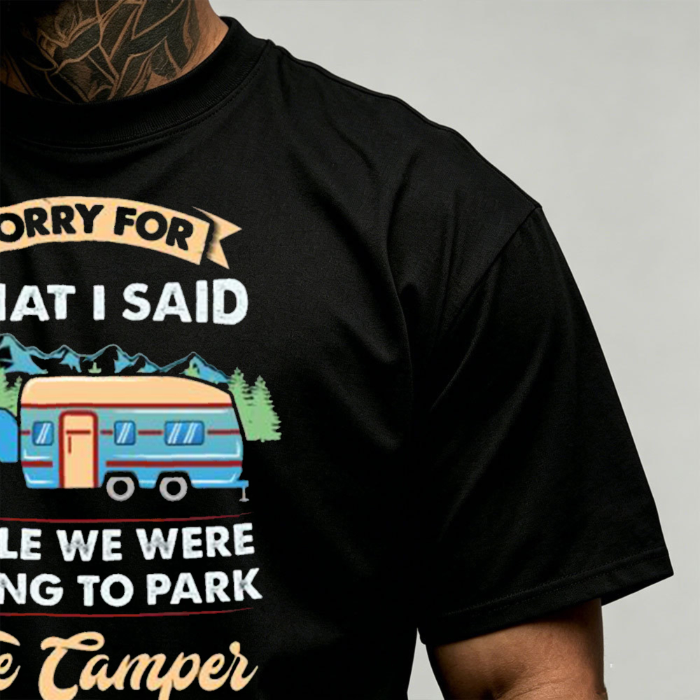 Camper Trailer Camping Graphic - Outdoor Adventure Rv recensione e prezzo